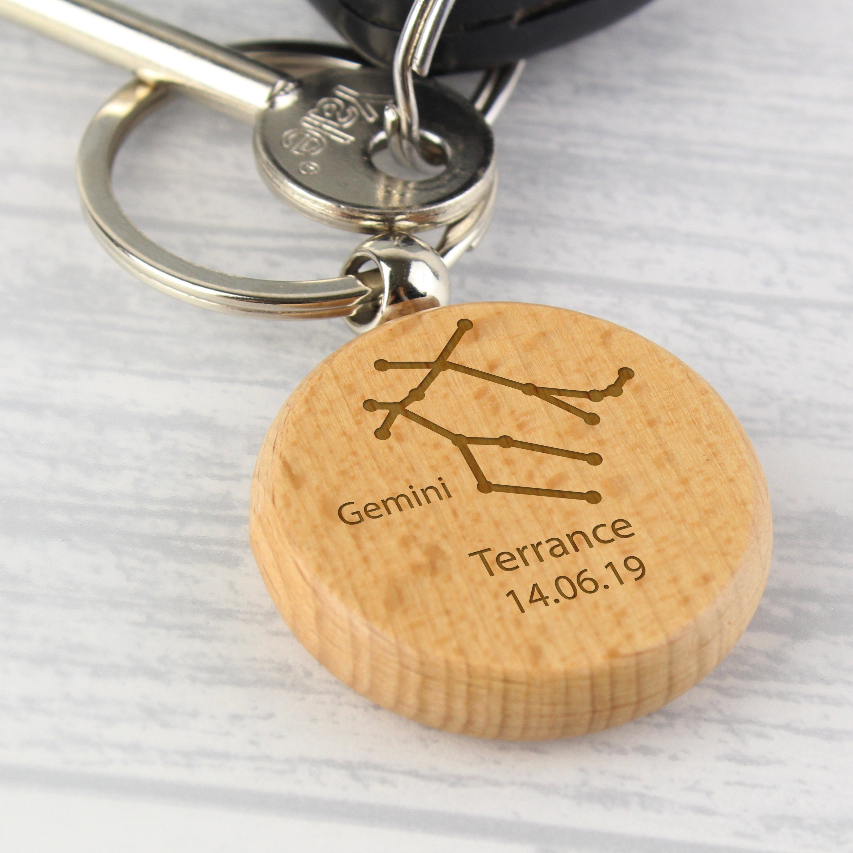 Personalised Gemini Zodiac Star Sign Wooden Keyring (May 21st