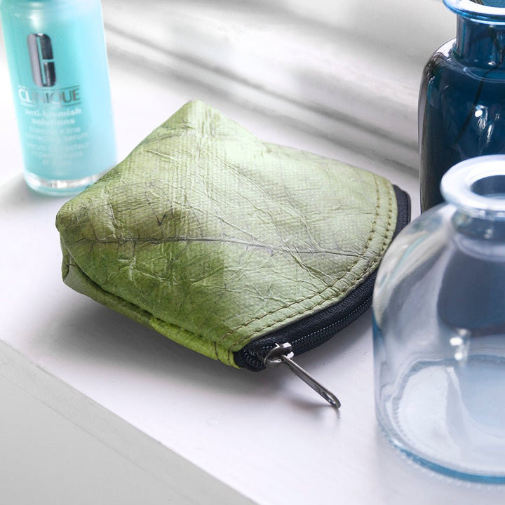 Leaf Leather Curved Edge Coin Bag