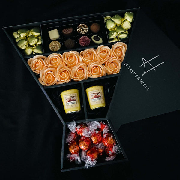Lindt Lindor & Yankee Candle Signature Chocolate Bouquet With Peach Roses